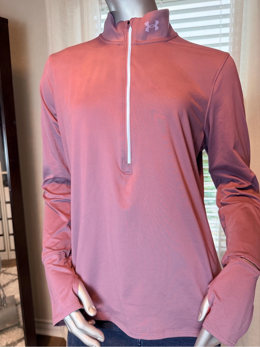 Under Armour Women’s XL Purple Quarter Zip Pullover Thumb Holes Athletic Top - Picture 2 of 9